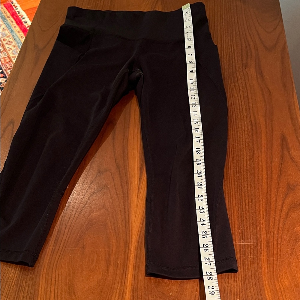 XERSION Capri Black High Rise Leggings Size M - Picture 6 of 12